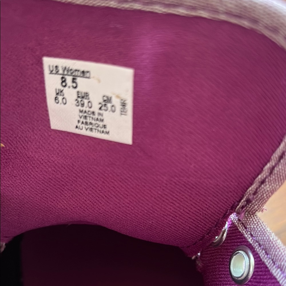 Vans Canvas Sneakers - Picture 10 of 10